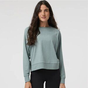 Vuori Long Sleeve Halo Crew- Women's DreamKnit™ Pullover